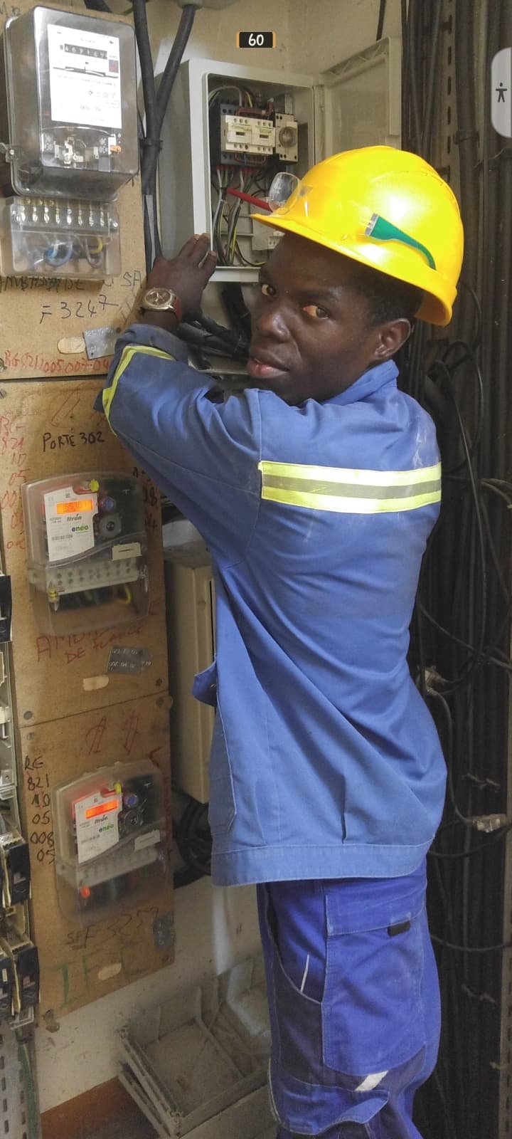 Conception, installation et réhabilitation d÷s installations électriques domestiques, industrielles et tertiares